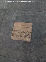 Plaza de Santa María. Trazado de la muralla medieval a su paso por la Plaza de Santa María